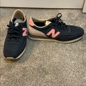 Worn once On trend pink and navy NB sneakers!